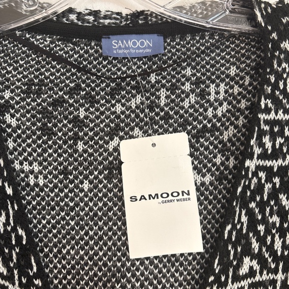 Samoon black and white V neck cardi sweater - Picture 3 of 5